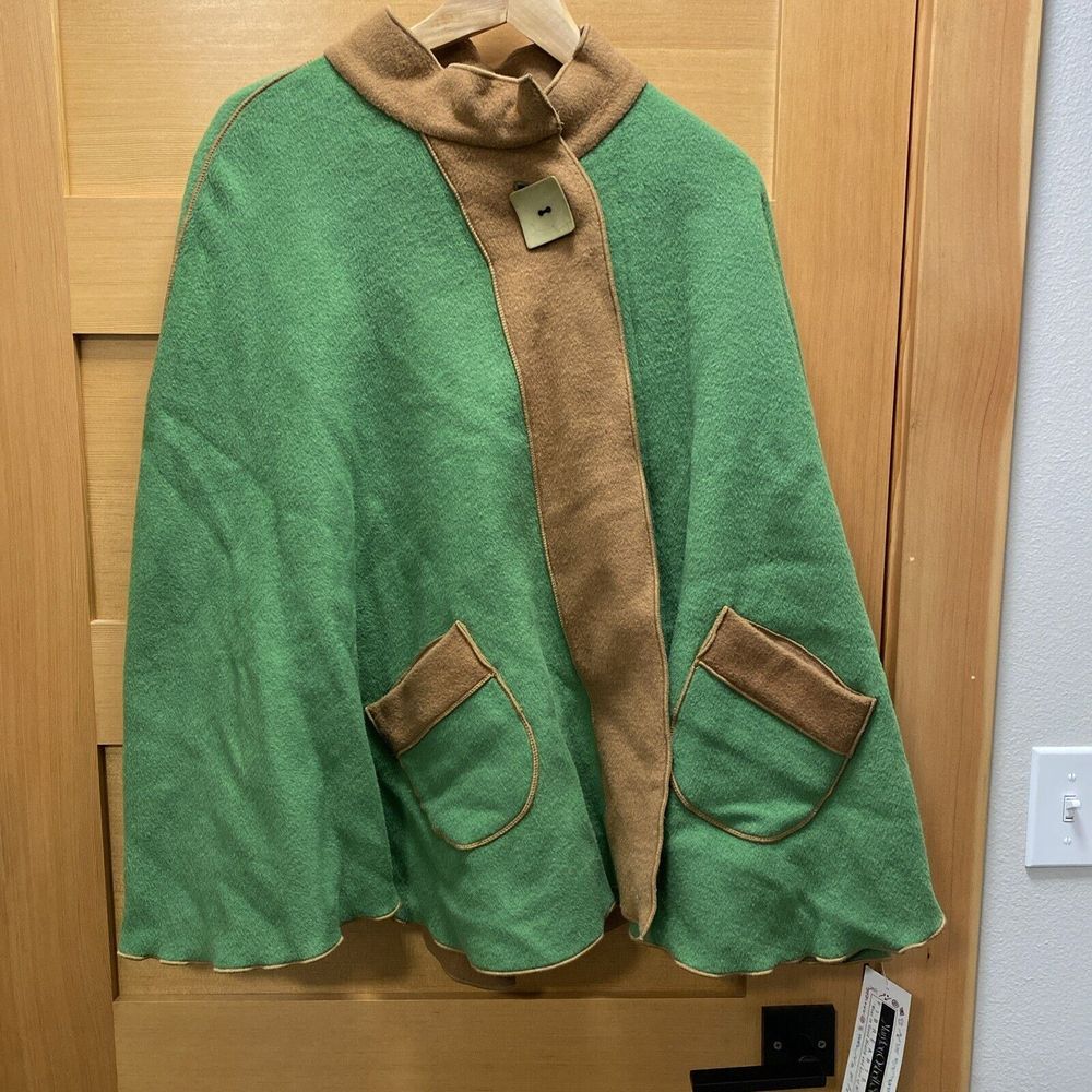 NWT Reversible Merino Wool Cape Green / Cocoa Brown Marylou Ozbalt Storer Seattl